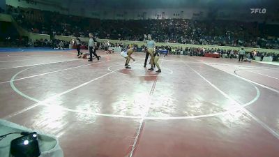 200 lbs Consi Of 16 #1 - Ryder Gray, Saint's Wrestling Club vs Angel Ramirez, Santa Fe South