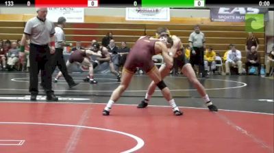 133 lbs quarter-finals David Thorn MN vs. Justin LaValle NDSU