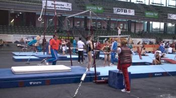 Maria Kharenkova (RUS) 1st half bars set.MPG