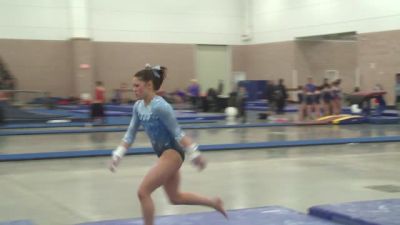 Texas Dreams, Macy Toronjo, 9.575 UB