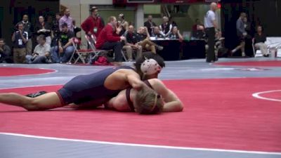 125lbs Quarter-finals Jesse Delgado (Illinois) vs. Ethan Lizak (Minnesota)