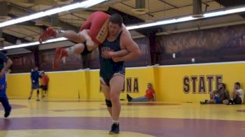 Snyder and Rey starting their workout