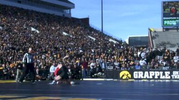 174lbs Match Kyle Crutchmer (OSU) vs. Alex Meyer (Iowa)