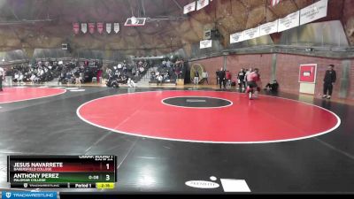 157 lbs Quarterfinal - Jesus Navarrete, Bakersfield College vs Anthony Perez, Palomar College