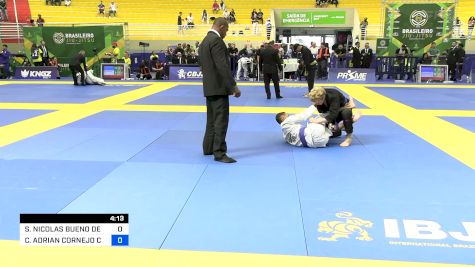 SAMUEL NICOLAS BUENO DE GODOI vs CARLOS ADRIAN CORNEJO COBA 2024 Brasileiro Jiu-Jitsu IBJJF