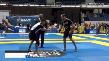 FABIO MURAT CALOI vs JOHNNY TAMA 2019 World IBJJF Jiu-Jitsu No-Gi Championship