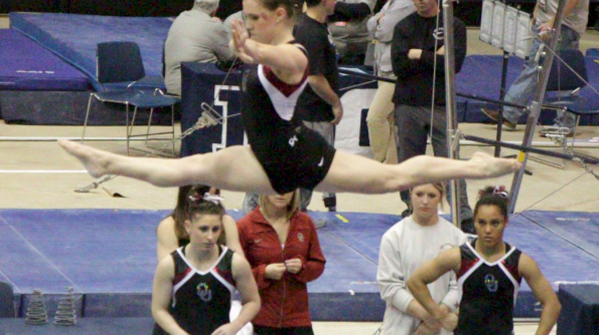 No. 1 Sooners Dominate in Win Over No. 16 Illini