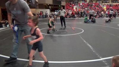 43 lbs Cons. Round 4 - Dayton Hoag, Derby Wrestling Club vs Reid Baker, Team Central
