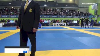 PEDRO HENRIQUE vs ISAQUE BAHIENSE 2019 European Jiu-Jitsu IBJJF Championship