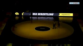 165: Alex Marinelli (Iowa) vs Andrew Nicholson (Chattanooga)