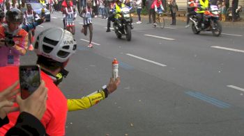 Best Of Kipchoge's Bottle Man, Claus-Henning Schulke at the 2022 Berlin WR Marathon