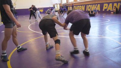 Lee Roper Working With Evan Yant And Connor Thorpe