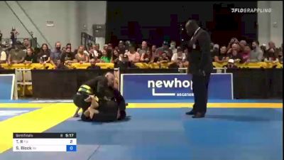 Tracey R vs Sarah Block 2021 World Master IBJJF Jiu-Jitsu Championship