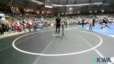 43 lbs Quarterfinal - Zellee Edwards, Hurricane Wrestling Academy vs Stella McCarther, Clinton Youth Wrestling