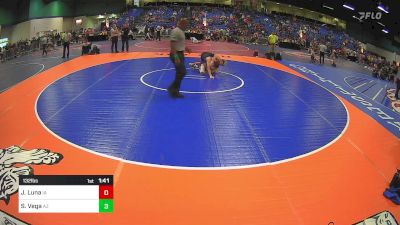 132 lbs Round Of 32 - Jayce Luna, IA vs Sergio Vega, AZ