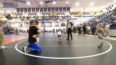 46 lbs Consi Of 16 #2 - Harper Woolman, Pryor Tigers vs Blakely Blossom, Salina Wrestling Club