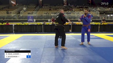 ROBERTO MAIA JUNIOR vs TIMOFEY DEVOCHKIN 2024 Pan Jiu Jitsu IBJJF Championship