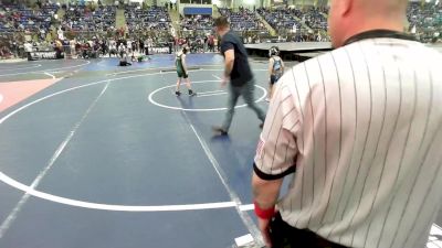 61 lbs Round Of 32 - Santiago Aguilera, Monte Vista vs Wyatt Gordon, Northeast Colorado Elite