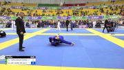 CAROLINA TEREZINHA FERREIRA vs GABRIELLY ANTUNES DE OLIVEIRA 2024 Brasileiro Jiu-Jitsu IBJJF