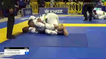 LUCAS GIRAUD RIBEIRO vs ELDER ALEXANDER CRU 2022 World Jiu-Jitsu IBJJF Championship