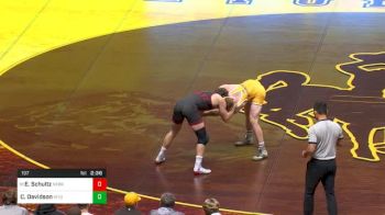 197 lbs Eric Schultz, Nebraska vs Cale Davidson, Wyoming