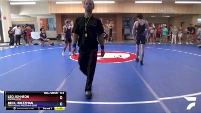 132 lbs Cons. Round 3 - Beck Holtzman, Tech Squad Wrestling Club vs Leo Johnson, Unaffiliated