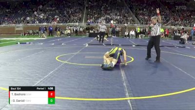 D2-126 lbs Quarterfinal - Dalton Daniel, Fowlerville HS vs Trenden Bashore, DeWitt HS