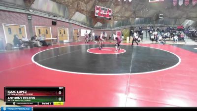 197 lbs Quarterfinal - Anthony Deleon, Victor Valley College vs Isaac Lopez, Mt. San Antonio College