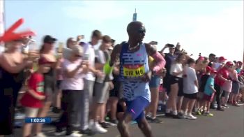 Mo Farah Runs Final Race Of Career At AJ Bell Great North Run