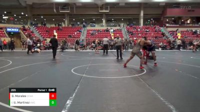 205 lbs Cons. Round 3 - Uvaldo Martinez, Hugoton Wrestling Club vs Guillermo Morales, Dodge City Wrestling Academy