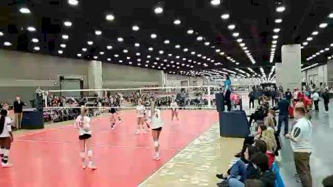 Rolling Thunder vs Wisconsin Elite - 2022 JVA World Challenge presented by Nike