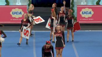 East Islip High School [2024 Small Varsity D2 Finals] 2024 UCA National High School Cheerleading Championship